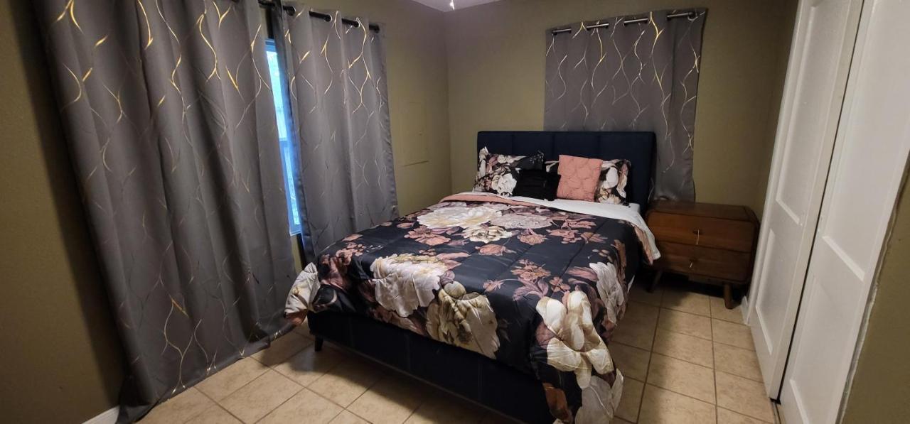 Rebecca Street House - Close To Med Center, Downtown, Nrg Houston Bagian luar foto