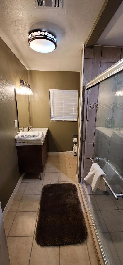 Rebecca Street House - Close To Med Center, Downtown, Nrg Houston Bagian luar foto