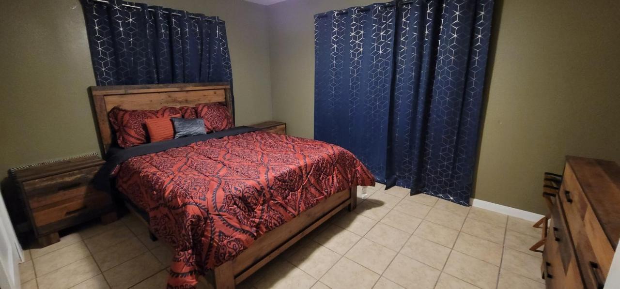 Rebecca Street House - Close To Med Center, Downtown, Nrg Houston Bagian luar foto