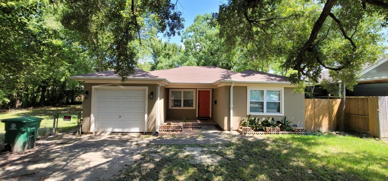 Rebecca Street House - Close To Med Center, Downtown, Nrg Houston Bagian luar foto